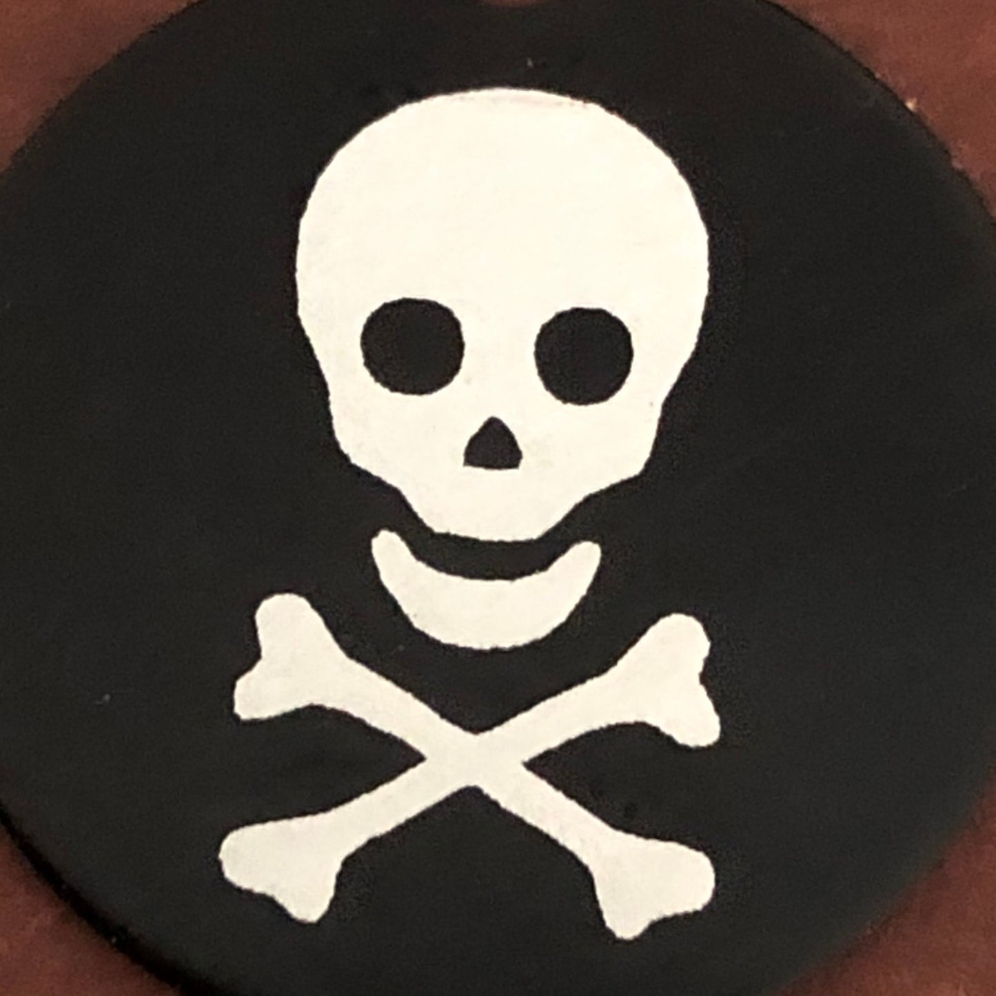 Pirate Skull and Bones Crossbones, Small Black Circle Aluminum Tag